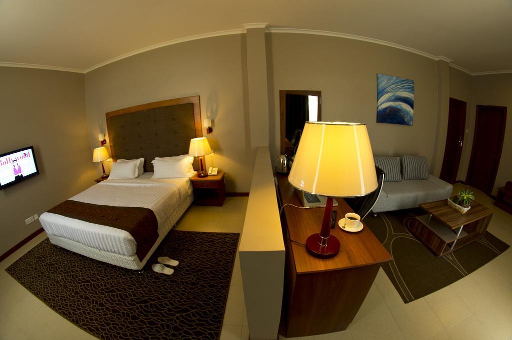 Seascape Hotel Dar es Salaam Bagian luar foto