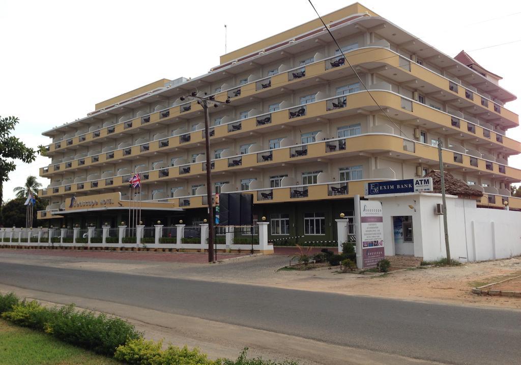 Seascape Hotel Dar es Salaam Bagian luar foto