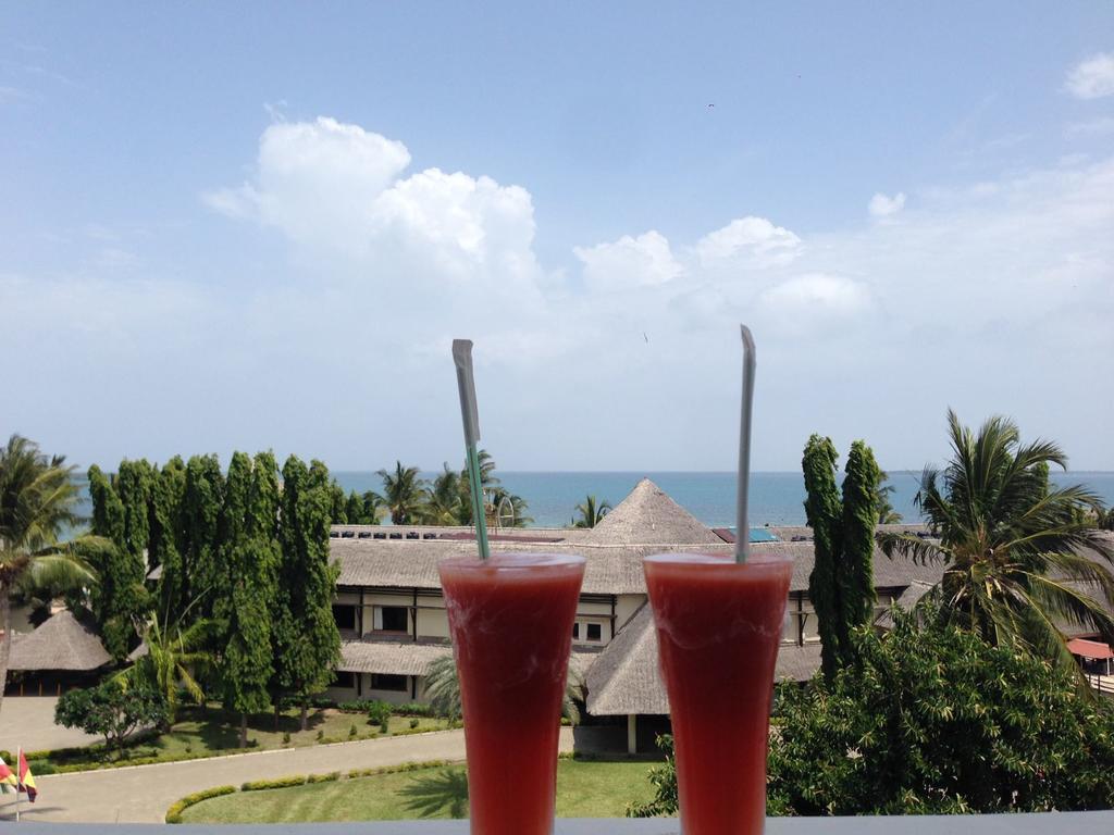 Seascape Hotel Dar es Salaam Bagian luar foto