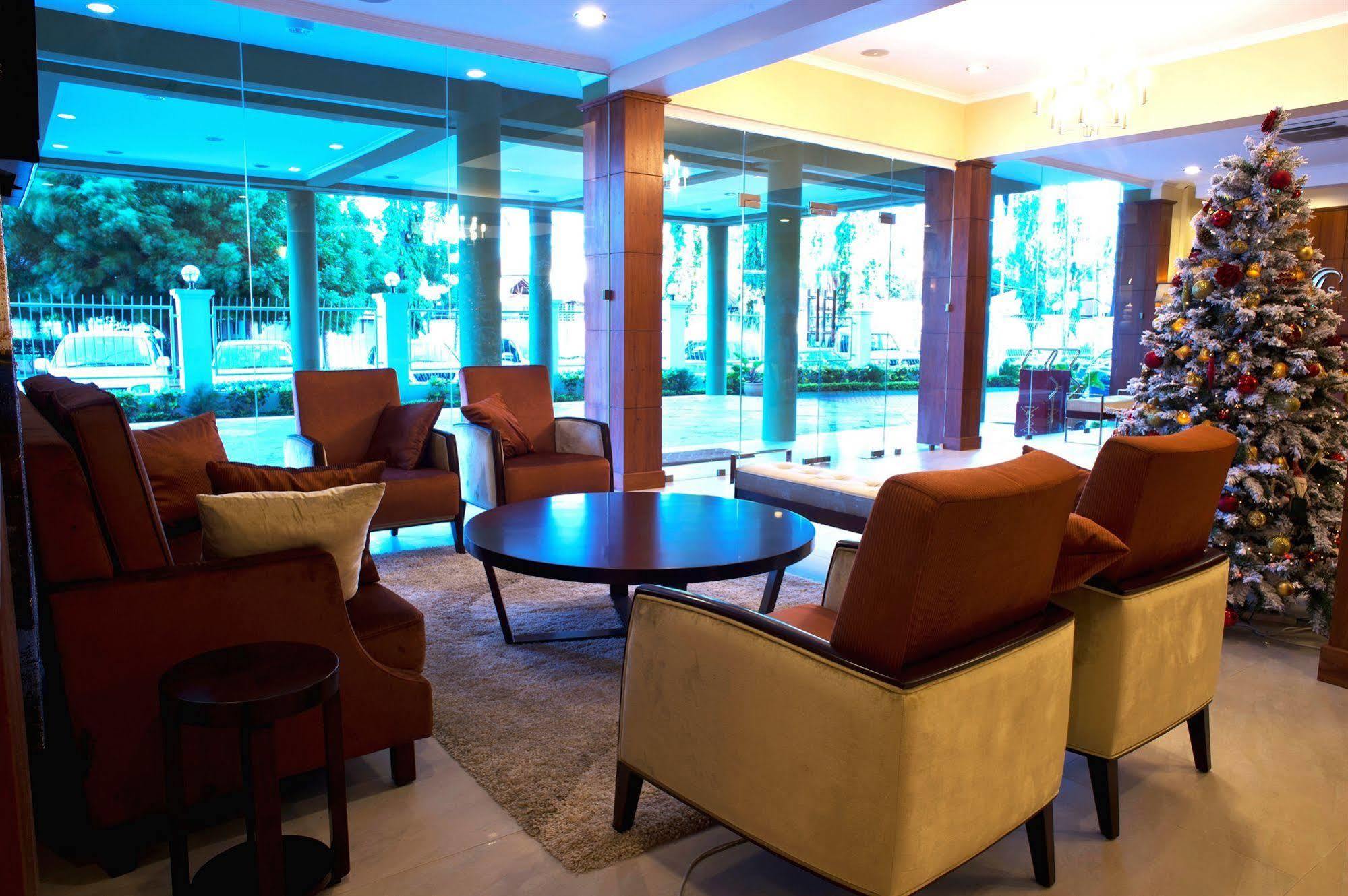 Seascape Hotel Dar es Salaam Bagian luar foto