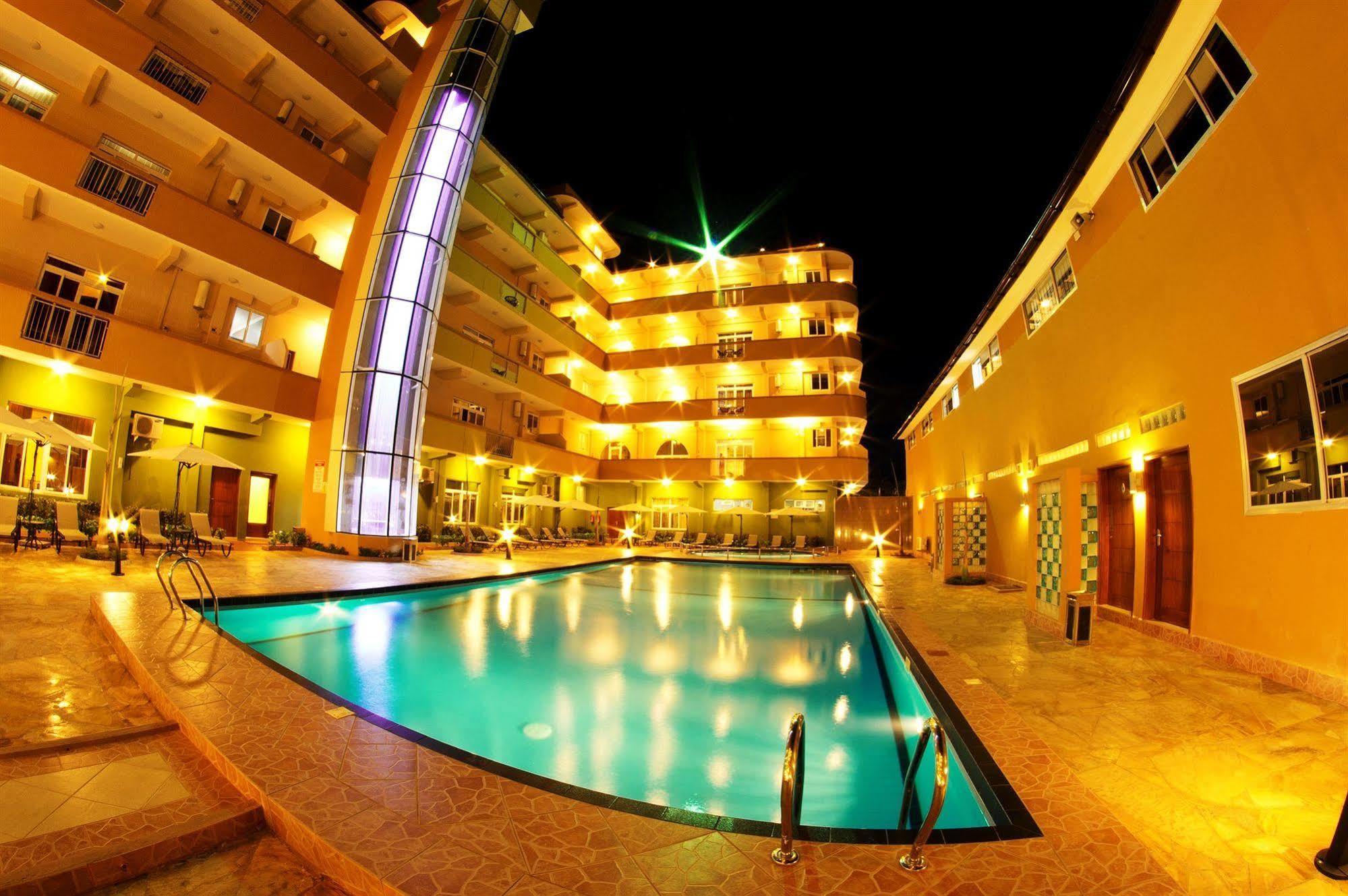 Seascape Hotel Dar es Salaam Bagian luar foto